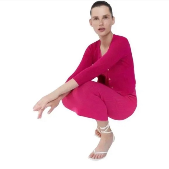 Get your Barbie on! Zara MATCHING SET—Hot Pink Seam Detail Cardigan + Tank Top - Picture 2 of 6